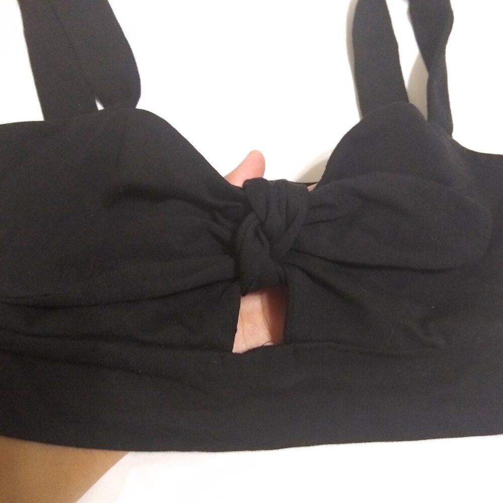 Forever 21 Sleeveless Cami Crop Bow Top